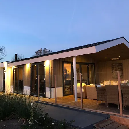 بيت للعطل Neue Luxus Ferienvilla Direkt An Der Markierung Bovenkarspel