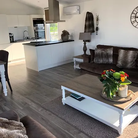 Neue Luxus Ferienvilla Direkt An Der Markierung *